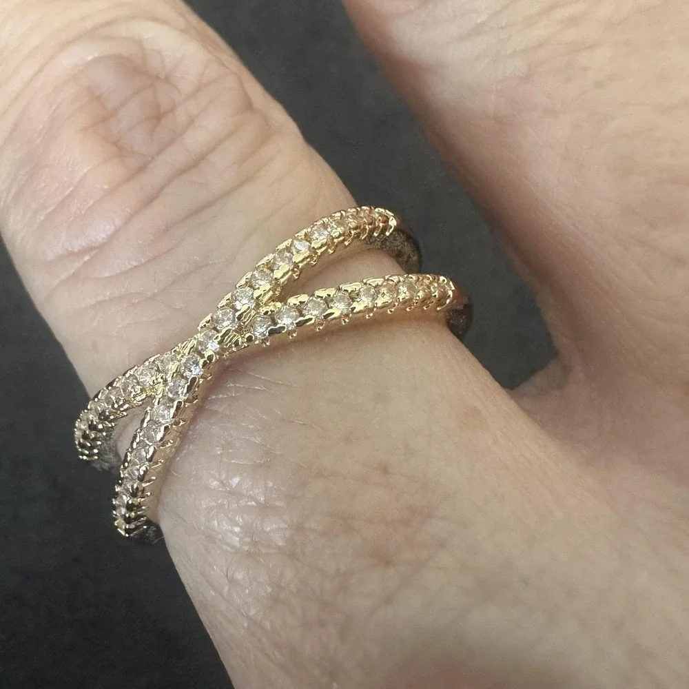 Gold Tone Clear Rhinestone Crisscross Band Ring Womens Size 10 Statement Boho